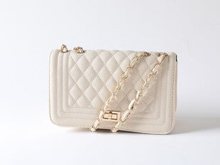 SWEET Cream & Gold Quilted Handbag-Handbags-Bella chic-Malandra Boutique, Women's Fashion Boutique Located in Las Vegas, NV
