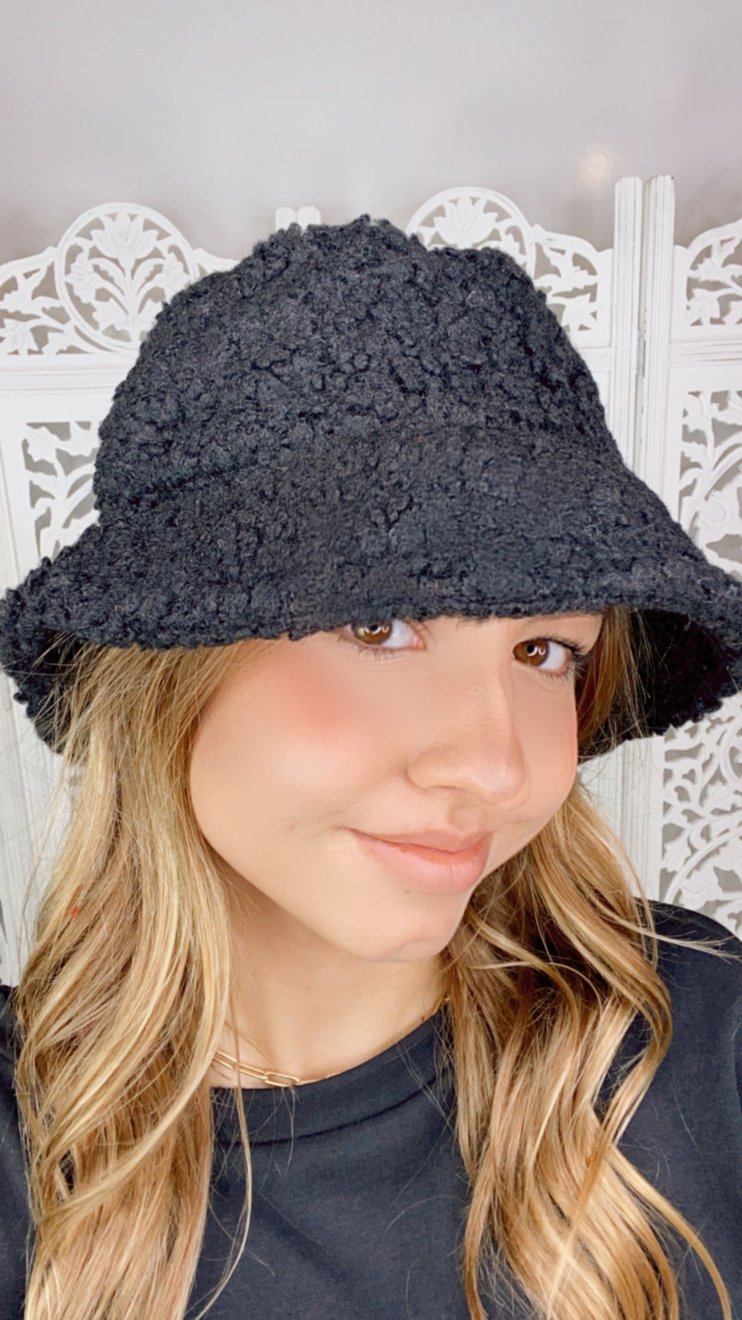 HEADS UP Sherpa Fur Solid Colored Bucket Hat-Apparel & Accessories-cap zone-Malandra Boutique, Women's Fashion Boutique Located in Las Vegas, NV